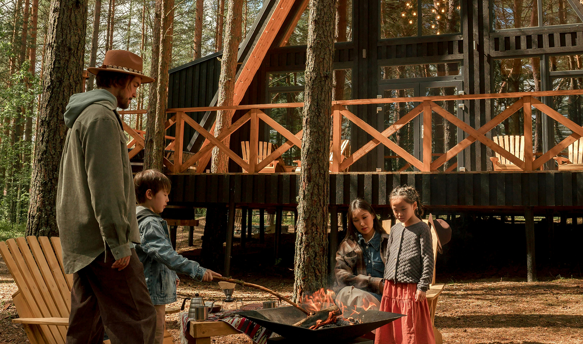 5 Tips for Better Campfire Photos (Even for Kids)